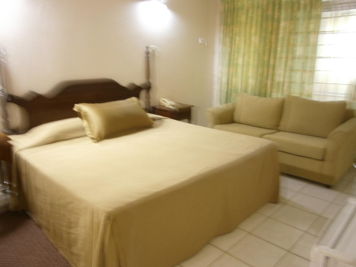 Whispering Bamboo Cove Resort Belfast Quarto foto